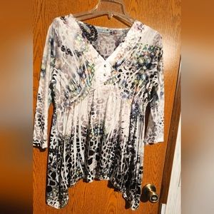 PL Unity World Wear 3/4 sleeve blouse.  Brand new, never worn